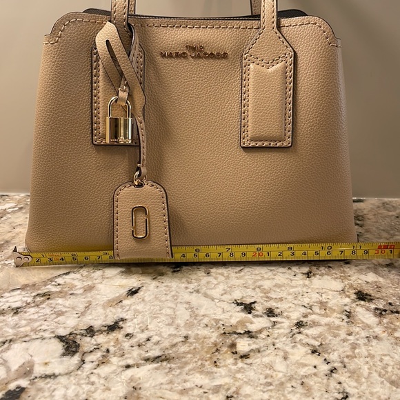 Never Used Marc Jacobs Editor 29 Tote - Picture 10 of 10